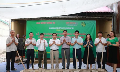 Khởi công xây dựng nhà tình nghĩa cho hộ gia đình khó khăn