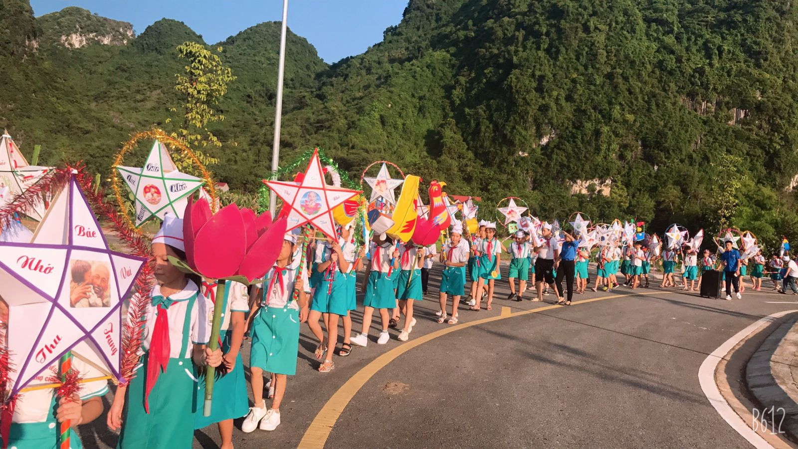 Công tác thanh thiếu niên chữ thập đỏ trường tiểu học thị trấn chợ chu, tỉnh Thái Nguyên 2