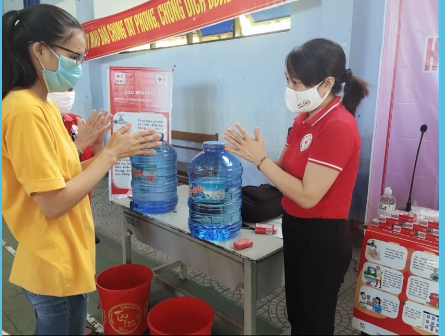 Hội CTĐ Thừa Thiên - Huế: Tuyên truyền phòng chống dịch bệnh kết hợp vận động hiến máu tình nguyện 3