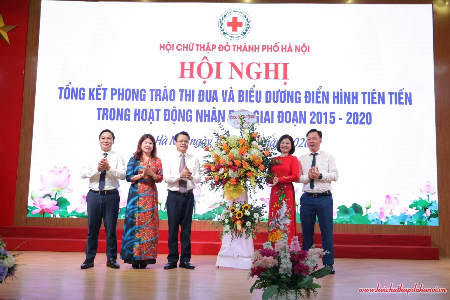 Phong trào thi đua giai đoạn 2015-2020 được gắn với các hoạt động nhân đạo cụ thể