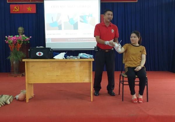 Phường Linh Chiểu, quận Thủ Đức tổ chức tập huấn Sơ cấp cứu cho các giáo viên mầm non 1