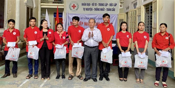 Thừa Thiên - Huế tiếp nhận cứu trợ từ Trung ương Hội Chữ thập đỏ Việt Nam 1