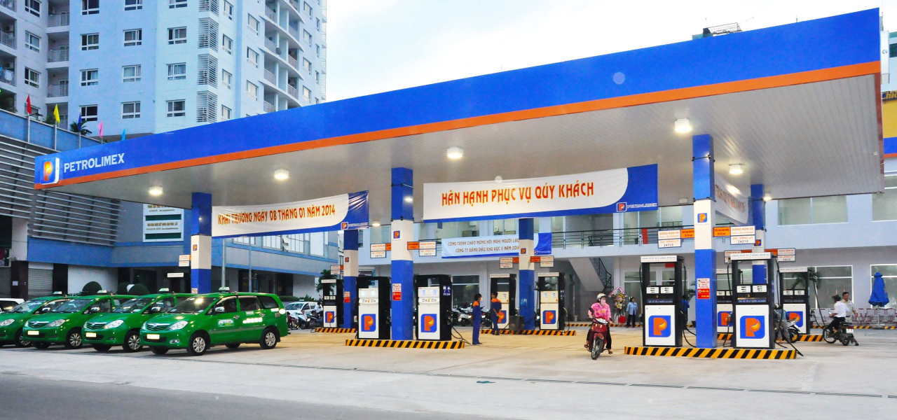 petrolimex tuyen bo giam gia xang vao thu sau hang tuan