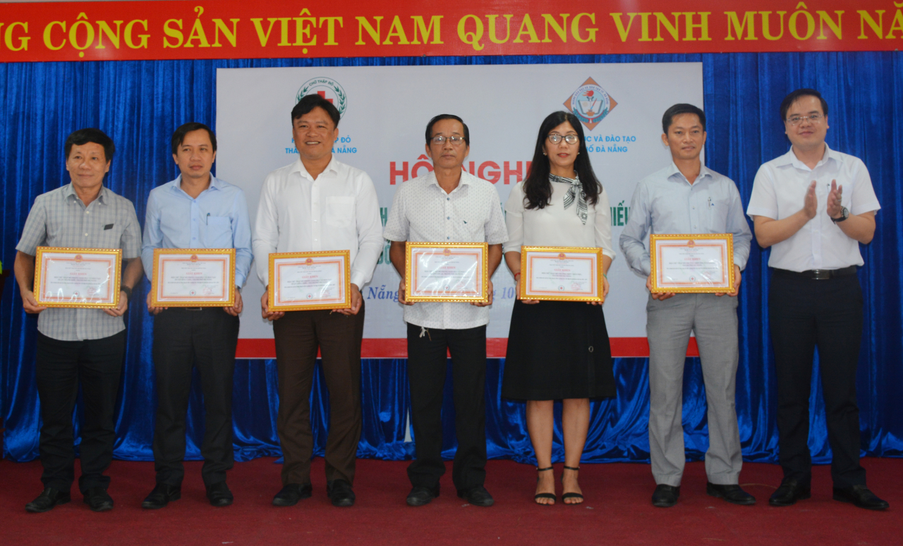 1 THANH 1