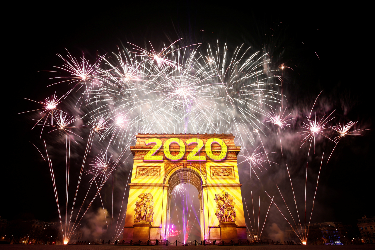 20191231-t-233944-z-1897679037-rc-2-n-6-e-95-nkghrtrmadp-3-newyearfrance-1577836953810