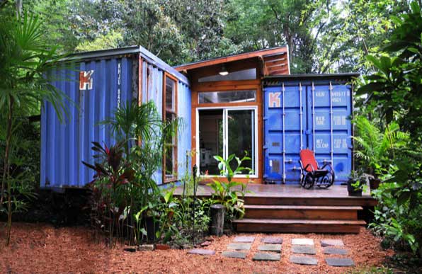 3_small-house-shipping-containers