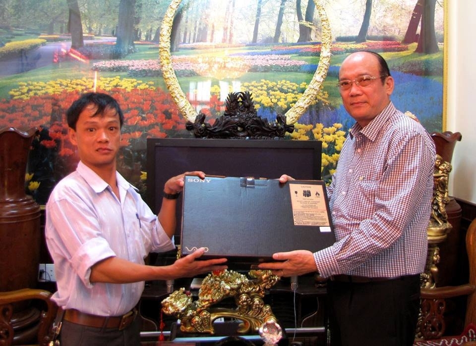 doanh-nhan-dang-xuan-hue-can-lam-trach-nhiem-xa-hoi-cua-doanh-nghiep