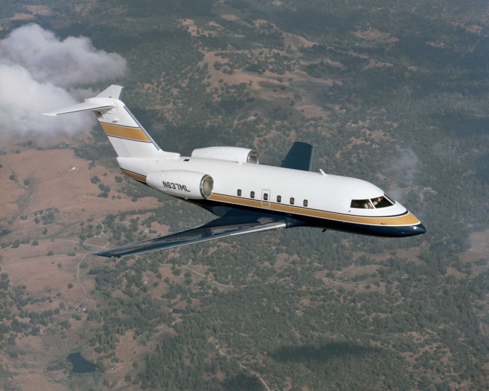 Bombardier-Challenger-600-1280x1024