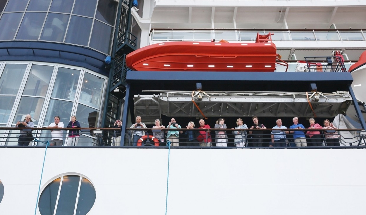 Cảng hành khách quốc tế Hạ Long đón chuyến tàu 5 sao đầu tiên (6)