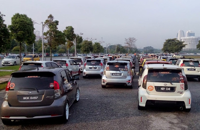 Ô tô nhỏ giá hơn 200 triệu đồng: Cuộc đổ bộ vào Việt Nam