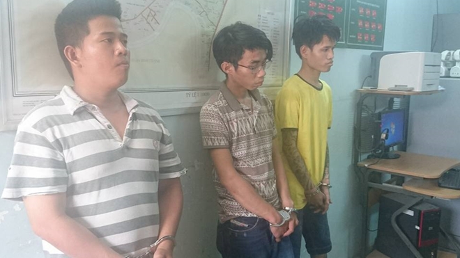 Triệt phá đường dây ma túy 9X luôn thủ súng ngắn trong người