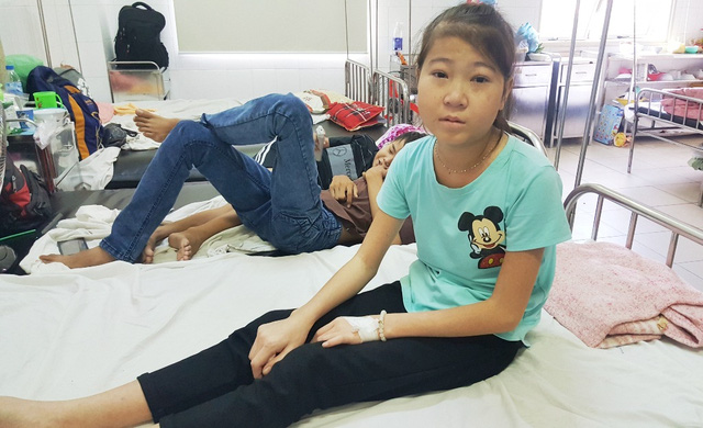 Xót thương cô bé nữ sinh lớp 9 nhà nghèo bị lupus ban đỏ nặng