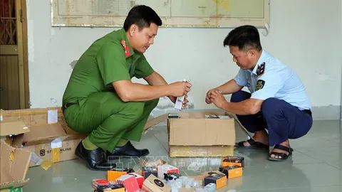 Chuyên gia nói gì về đề xuất cấm thuốc lá điện tử?