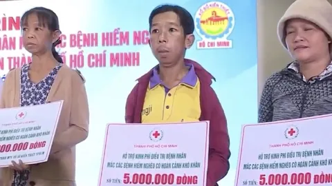 Hỗ trợ kinh phí điều trị cho bệnh nhân mắc bệnh hiểm nghèo