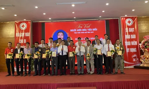 Thừa Thiên - Huế: Tôn vinh 100 người hiến máu tiêu biểu toàn tỉnh năm 2022