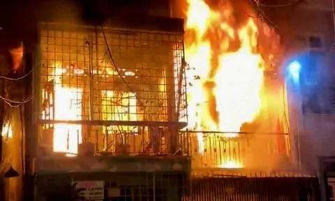 TP Hồ Chí Minh: Cháy nhà lúc rạng sáng khiến 4 người chết thương tâm