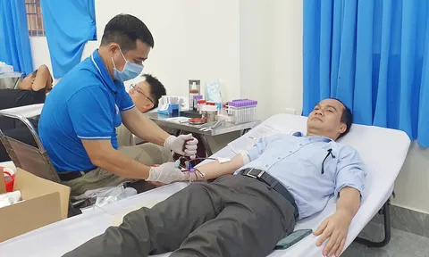Bà Rịa - Vũng Tàu: Hơn 400 viên chức, người lao động tham gia hiến máu