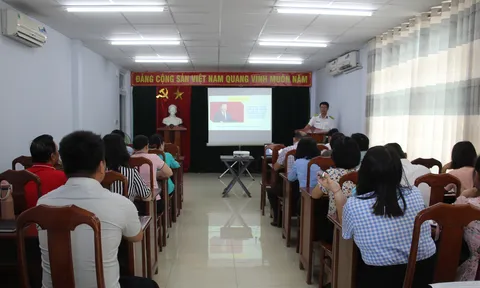 Đà Nẵng: Chi bộ Hội Chữ thập đỏ tham gia dự tuyên truyền về biển, đảo