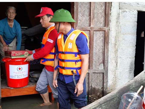 Nỗi lòng người dân vùng lũ