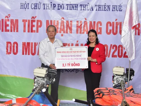 Thừa Thiên Huế: Nhiều hoạt động hỗ trợ, khắc phục hậu quả bão lụt