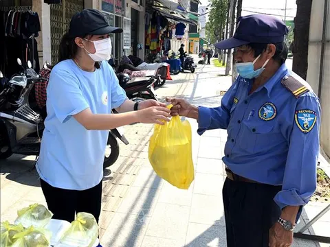 Những suất cơm 0 đồng nghĩa tình