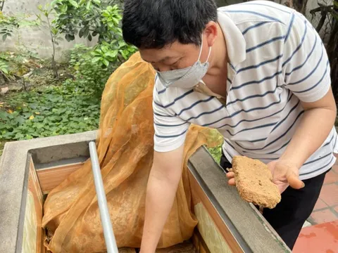 Nỗi khổ khi sống ở Thủ đô 50 năm không có nước sạch