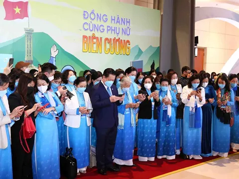 Hội Chữ thập đỏ Việt Nam đồng hành cùng phụ nữ biên cương và hỗ trợ dinh dưỡng cho trẻ em vùng cao