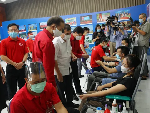 Rộn ràng ngày hội hiến máu “Giọt hồng tỉnh Đông” lần thứ V