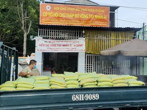 Kiên Giang: Hội Chữ thập đỏ Vòng tay Nhân ái tổ chức nniều hoạt động nhân đạo hỗ trợ phòng, chống dịch Covid-19 