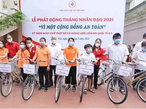 “Tháng Nhân đạo” 2021: Các cấp Hội đã vận động 440 tỷ 956 triệu đồng, trợ giúp 1.036.629 lượt người