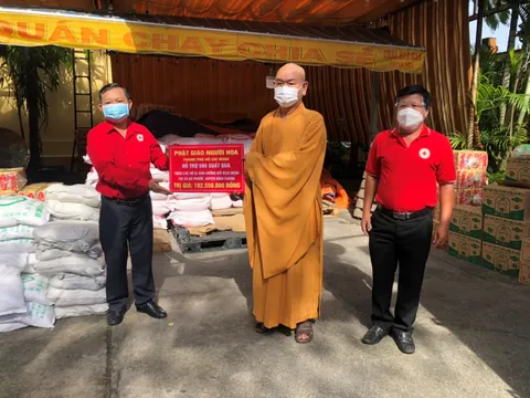 TP. Hồ Chí Minh: Đồng hành cùng người dân vượt qua khó khăn trong dịch bệnh