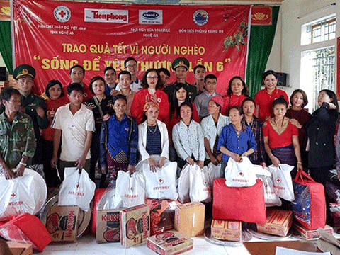 Nghệ An:  Mang niềm vui Xuân mới tới người dân vùng cao