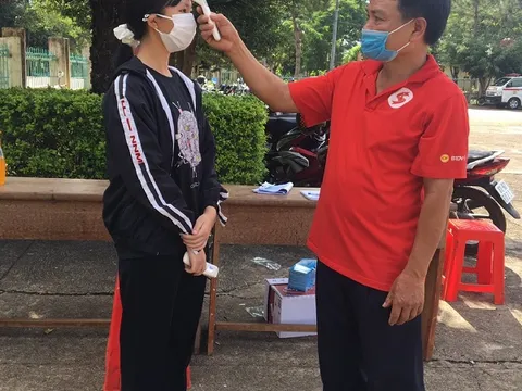 Những giọt máu nghĩa tình