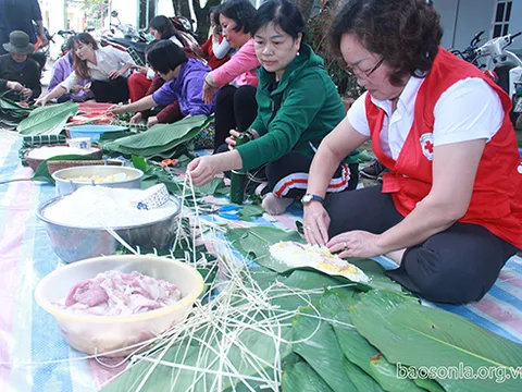 Để người dân vùng lũ không bị đói, rét