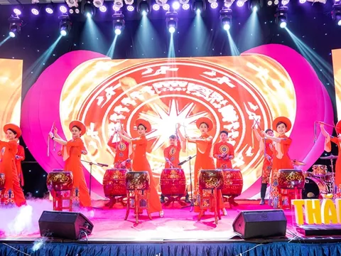 Chương trình TLC – Triệu trái tim hồng