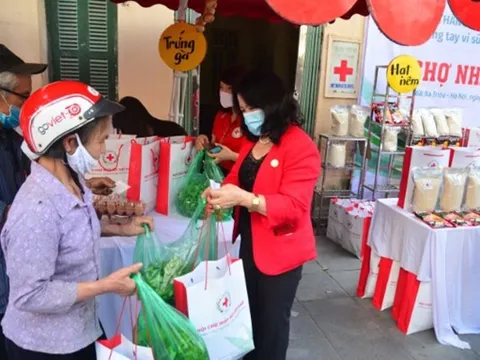 Tăng cường hoạt động chăm sóc sức khỏe nhân dân