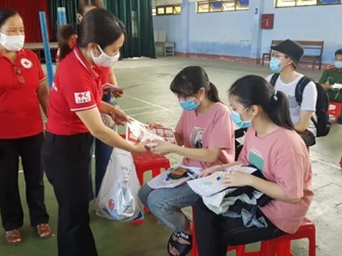 Hội CTĐ Thừa Thiên - Huế: Tuyên truyền phòng chống dịch bệnh kết hợp vận động hiến máu tình nguyện