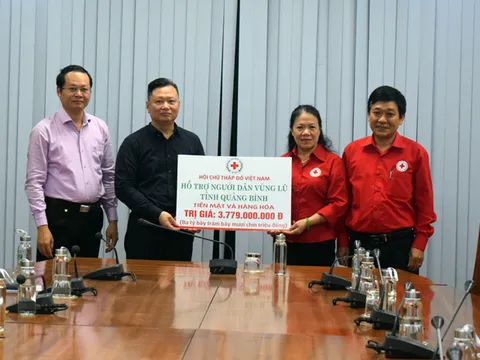 Chủ tịch Hội Chữ thập đỏ Việt Nam làm việc tại Quảng Bình