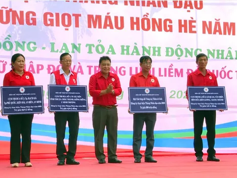 Kiên Giang: Phát động Tháng Nhân đạo và Chiến dịch “Những giọt máu hồng hè” năm 2022