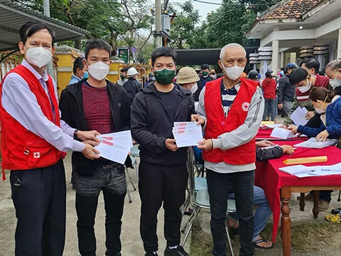 Hội Chữ thập đỏ Việt Nam: Hỗ trợ khẩn cấp cho các gia đình có người gặp nạn do lật thuyền tại Quảng Nam