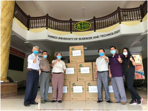 Trường Đại học Kinh doanh và Công nghệ Hà Nội hỗ trợ 2 tỉnh Bắc Giang và Bắc Ninh phòng chống dịch Covid-19