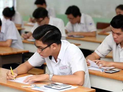 Sĩ tử cả nước thi bài thi tổ hợp Khoa học Tự nhiên sáng nay