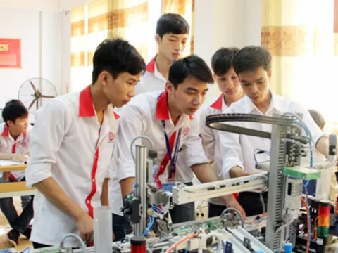 Cách mạng 4.0 và vai trò của ngành Giáo dục Việt Nam