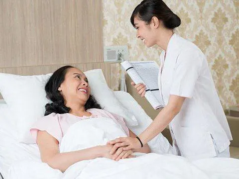 Đổi mới đào tạo sinh viên Điều dưỡng theo hướng thực hành nâng cao tay nghề