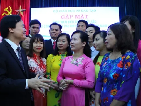 Bộ trưởng Giáo dục: 'Dù ở đâu, vào thời điểm nào, nghề giáo luôn là nghề cao quý'