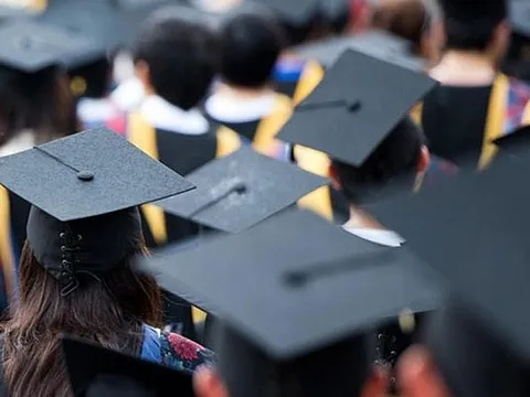 Lý giải số lượng giáo sư, phó giáo sư tăng đột biến năm 2017