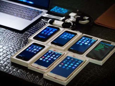 Đây là chiếc iPhone đặc biệt nhất thế giới, được chính Apple jailbreak