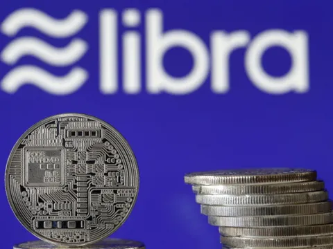 Mỹ yêu cầu Facebook dừng dự án đồng tiền riêng Libra
