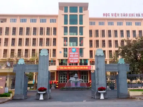 Tặng thưởng Huân chương lao động hạng Ba cho Khoa Chính trị học - Học viện Báo chí và Tuyên truyền