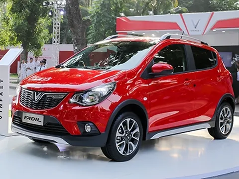 VinFast ra mắt ba mẫu xe ô tô, giá chỉ từ 336 triệu